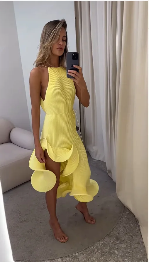 女性用エレガントな黄色のホルターネックマキシドレス、シックな - Maxi Dress Halter のレビューと価格